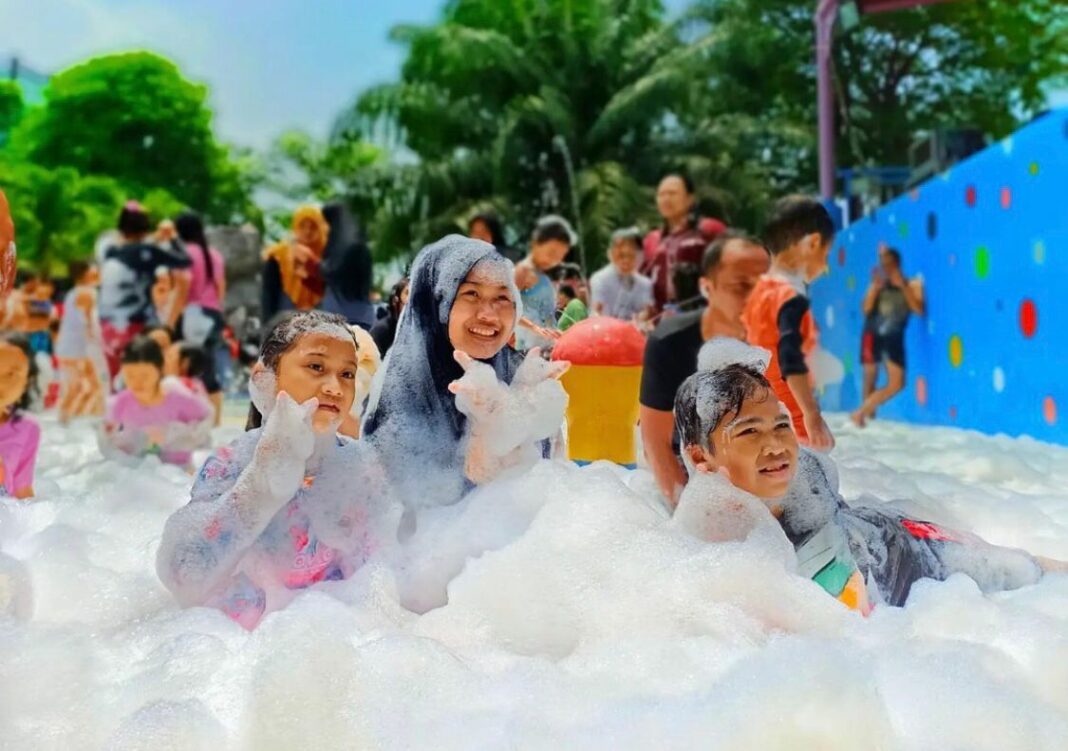 Wahana Seru yang Harus Dicoba di Dynasty Water World Gresik