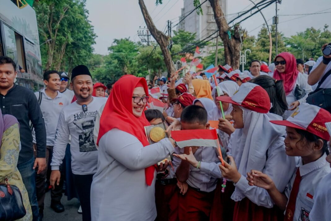 penantian 10 tahun terbayar, gresik berhasil raih piala adipura di kepemimpinan gus yani