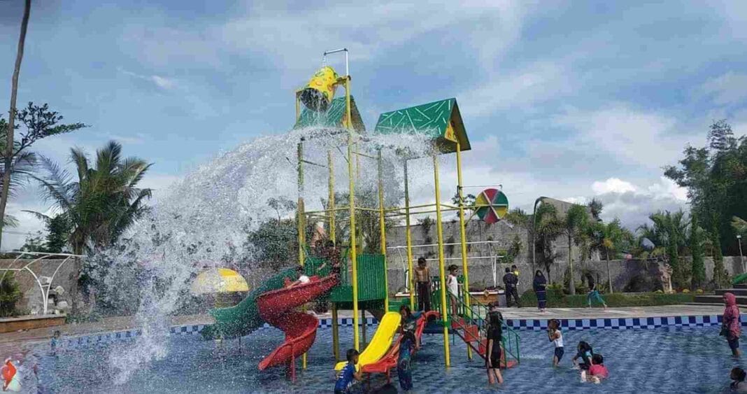 navara water park, wisata kolam renang super fun di bondowoso