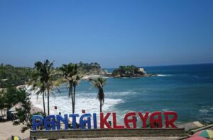 pantai klayar