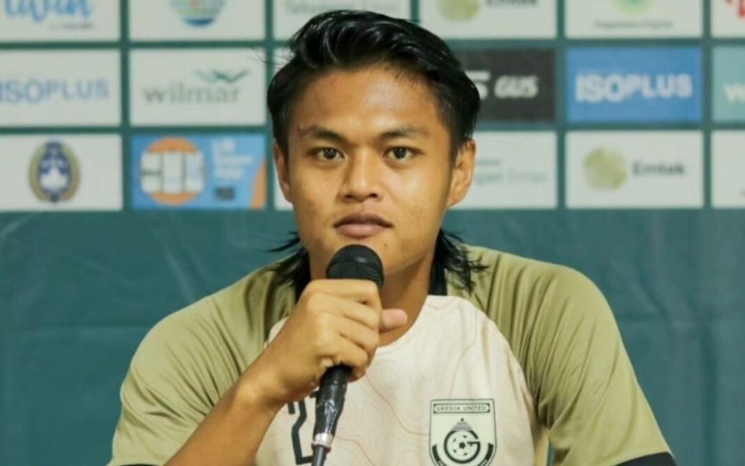 bek gresik united, dimas sukarno, akan pindah ke klub liga 1