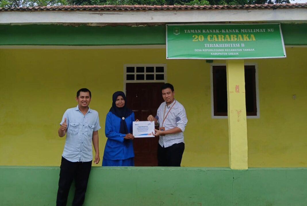 bri gresik renovasi sekolah rusak karena gempa di pulau bawean gresik