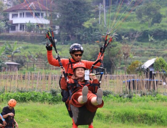 wisata paralayang, gunung banyak, batu, malang 04