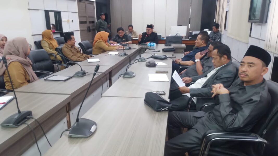 Tekan Angka Kekerasan Anak, DPRD Gresik Panggil Dinas KBPPPA