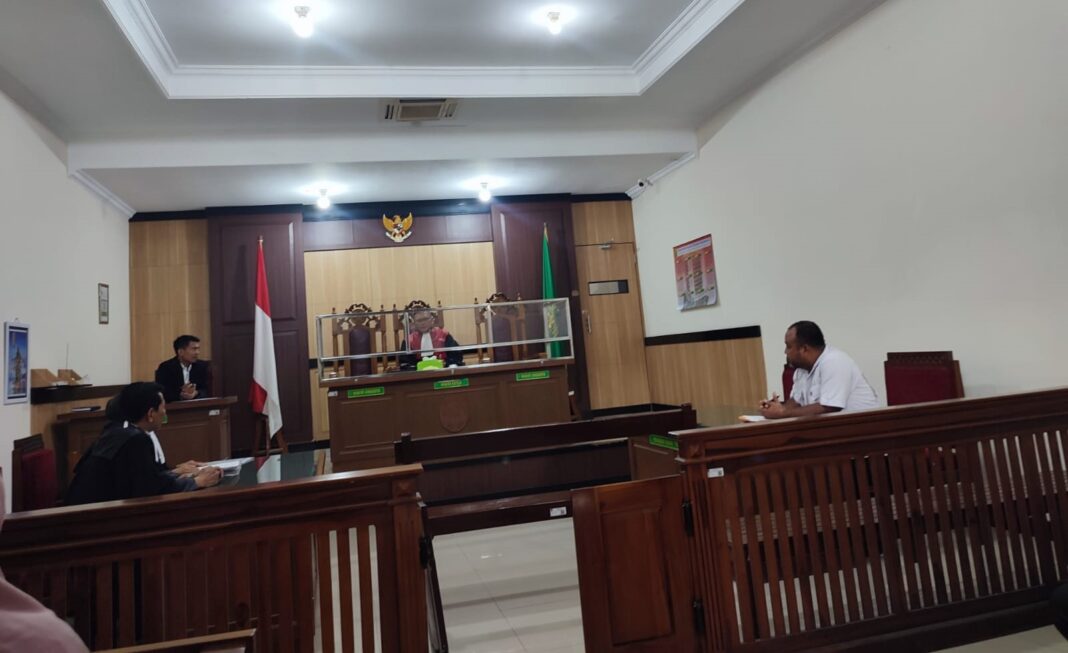 sidang praperadilan mantan kepala desa miliarder gresik, pemohon minta proses hukum dihentikan 